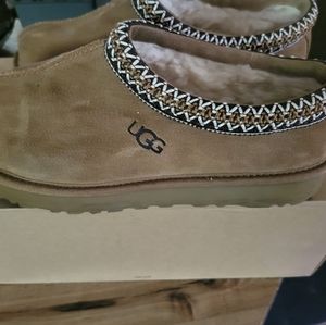 COPY - COPY - Uggs tasman slide on